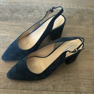 Alex Marie Zavanna blue suede slingback pump heels women’s shoe size 9.5 W